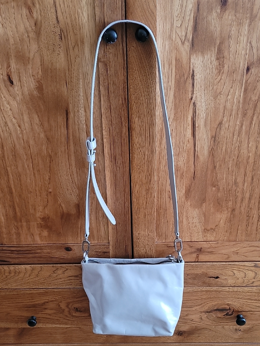 Hobo Classic Cream Crossbody Bag - Minimal Women's Shoulder Bag